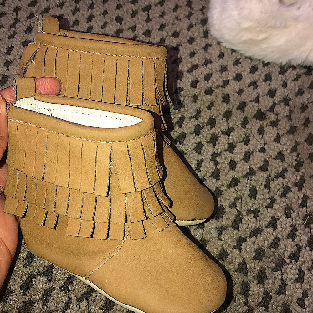 Infant Fringe Boots!